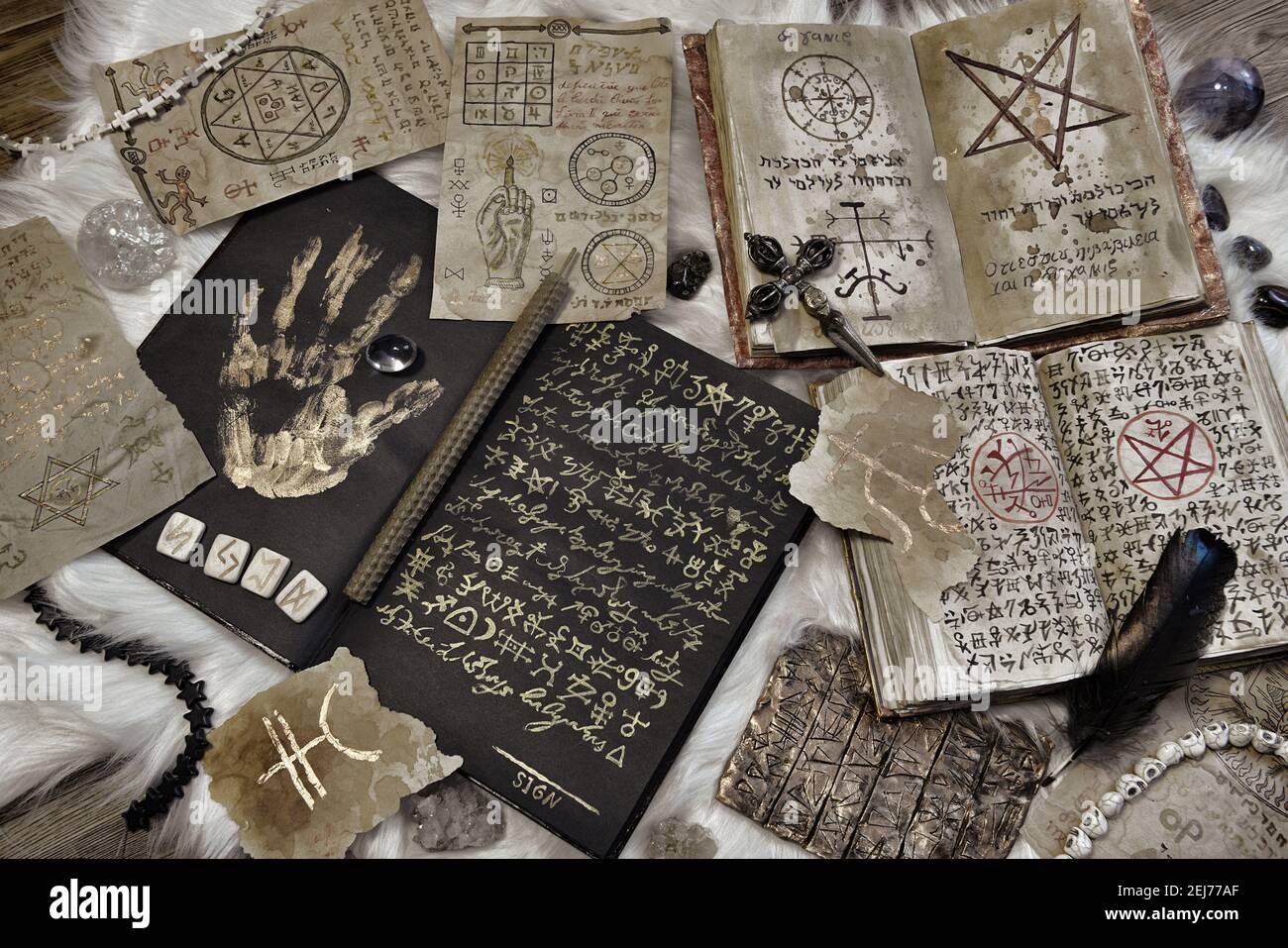 Sfondo esoterico, gotico e occulto, concetto mistico di Halloween. Foto Stock