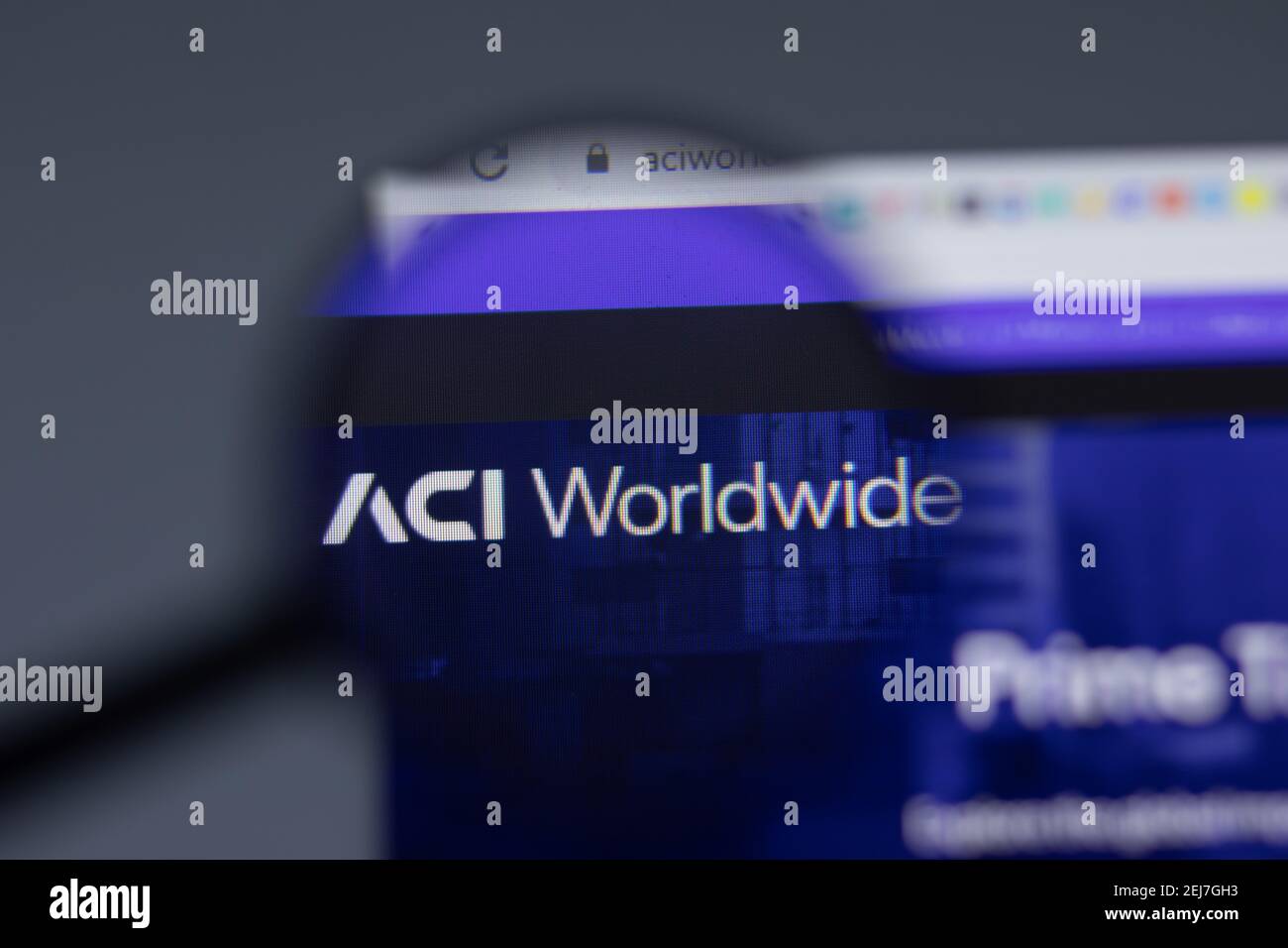New York, USA - 17 Febbraio 2021: Primo piano del logo ACI Worldwide sulla pagina del sito, Editoriale illustrativo Foto Stock