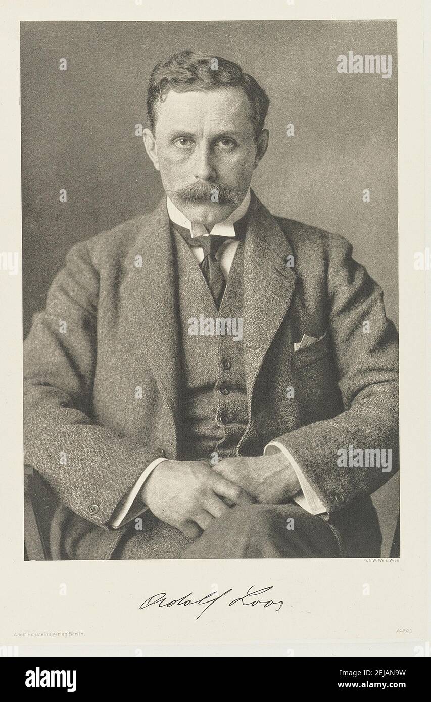 Ritratto di Adolf Loos (1870-1933). Museo: COLLEZIONE PRIVATA. Autore: Vienna Photo Studio W. Weis. Foto Stock