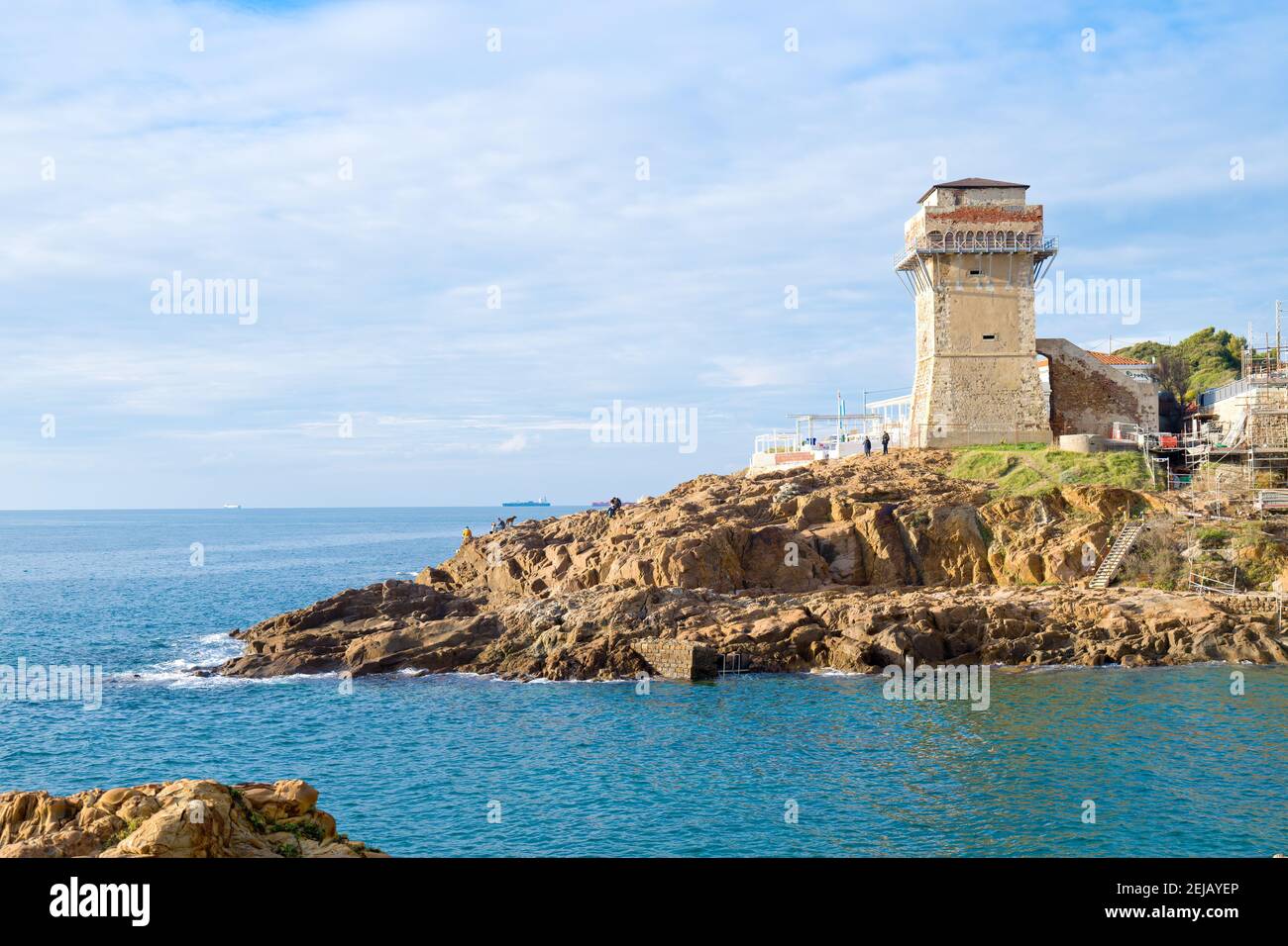 Livorno, Toscana, Italia: Spiaggia e scogliere di calafuria Foto Stock