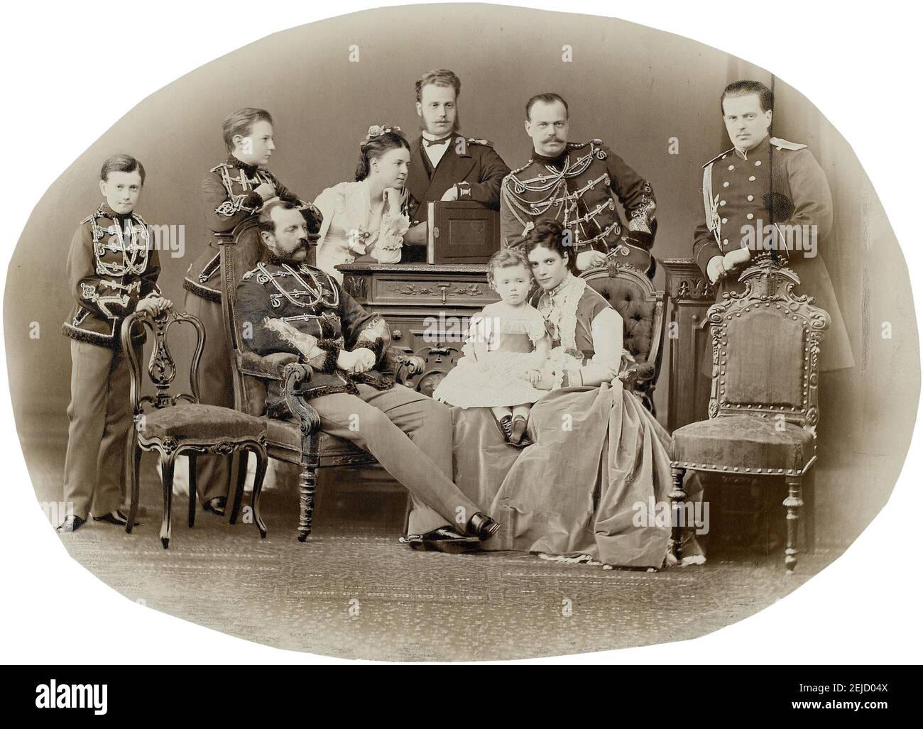 La famiglia dell'imperatore Alessandro II di Russia. Museo: COLLEZIONE PRIVATA. Autore: Sergei Lvovich Levitsky. Foto Stock