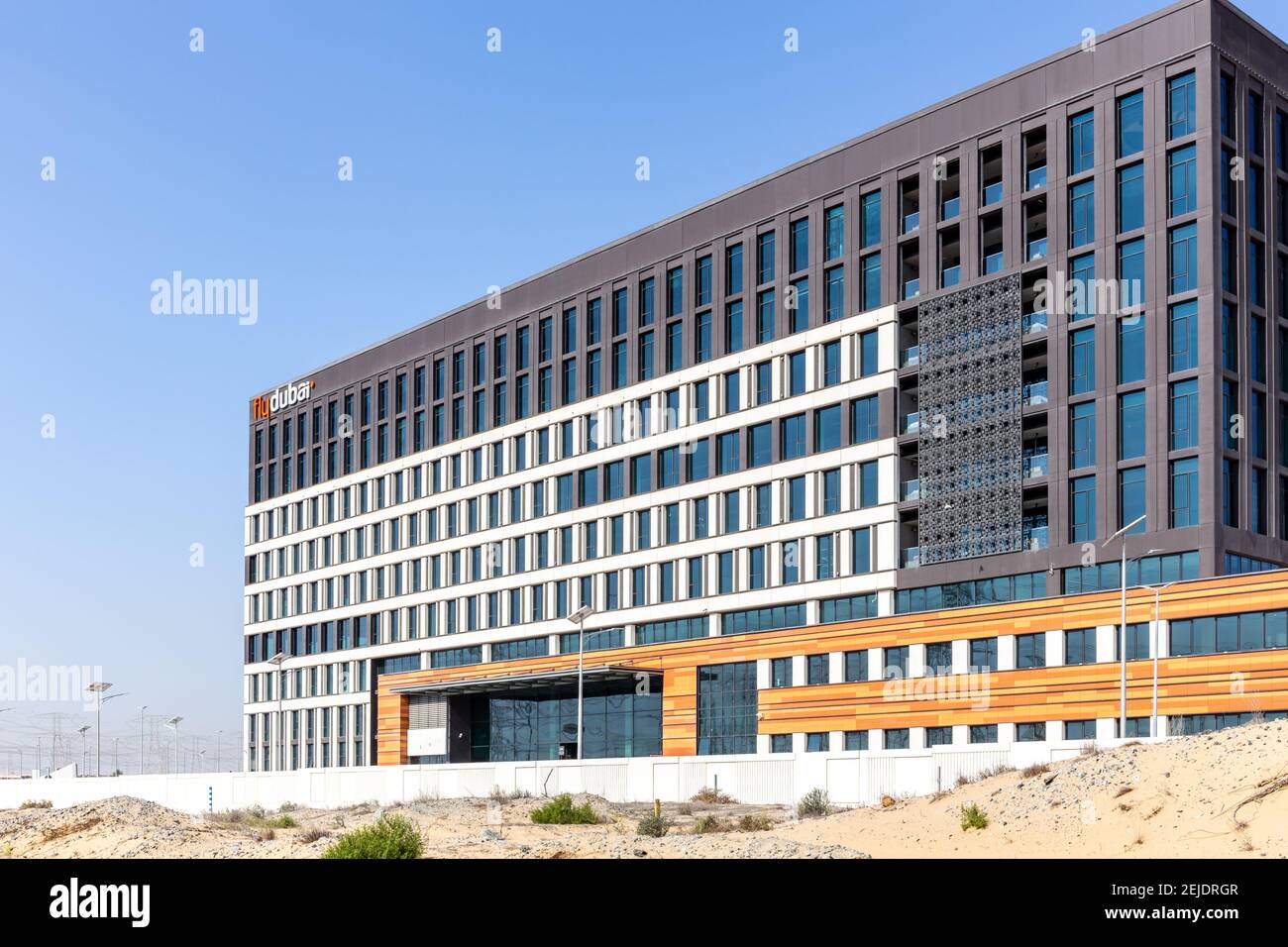 Dubai, Emirati Arabi Uniti, 22.02.2021. È stato completato il nuovo edificio della sede centrale flydubai. Foto Stock