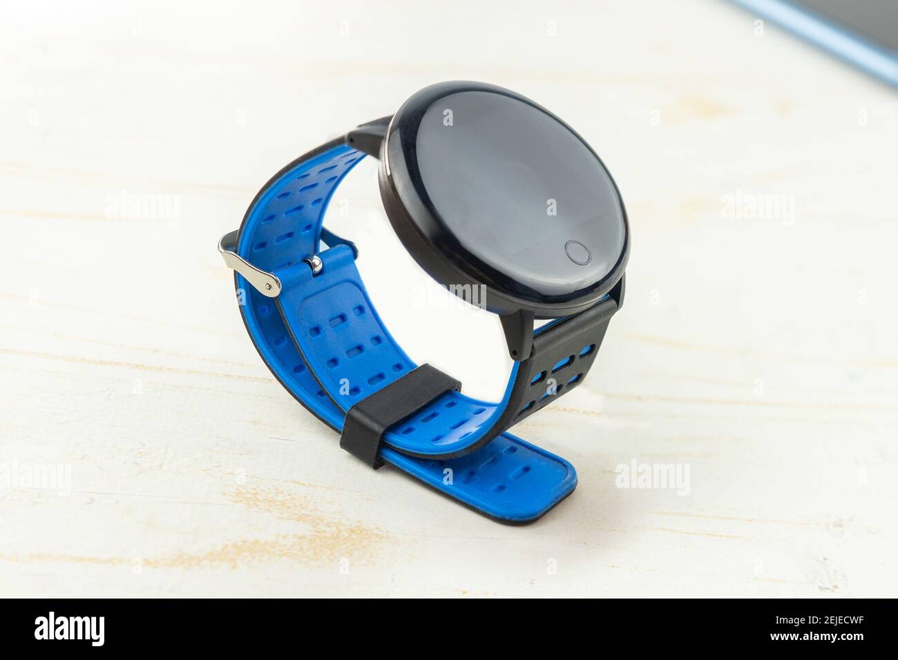nuovo bracciale fitness intelligente con schermo nero vuoto Foto Stock