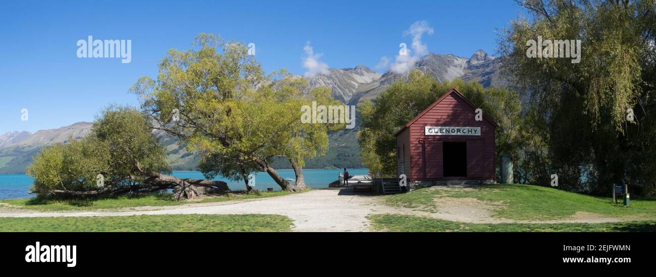 Storico fienile di ricezione Glenorchy al molo sul lago Wakatipu, Otago Regione, Isola del Sud, Nuova Zelanda Foto Stock