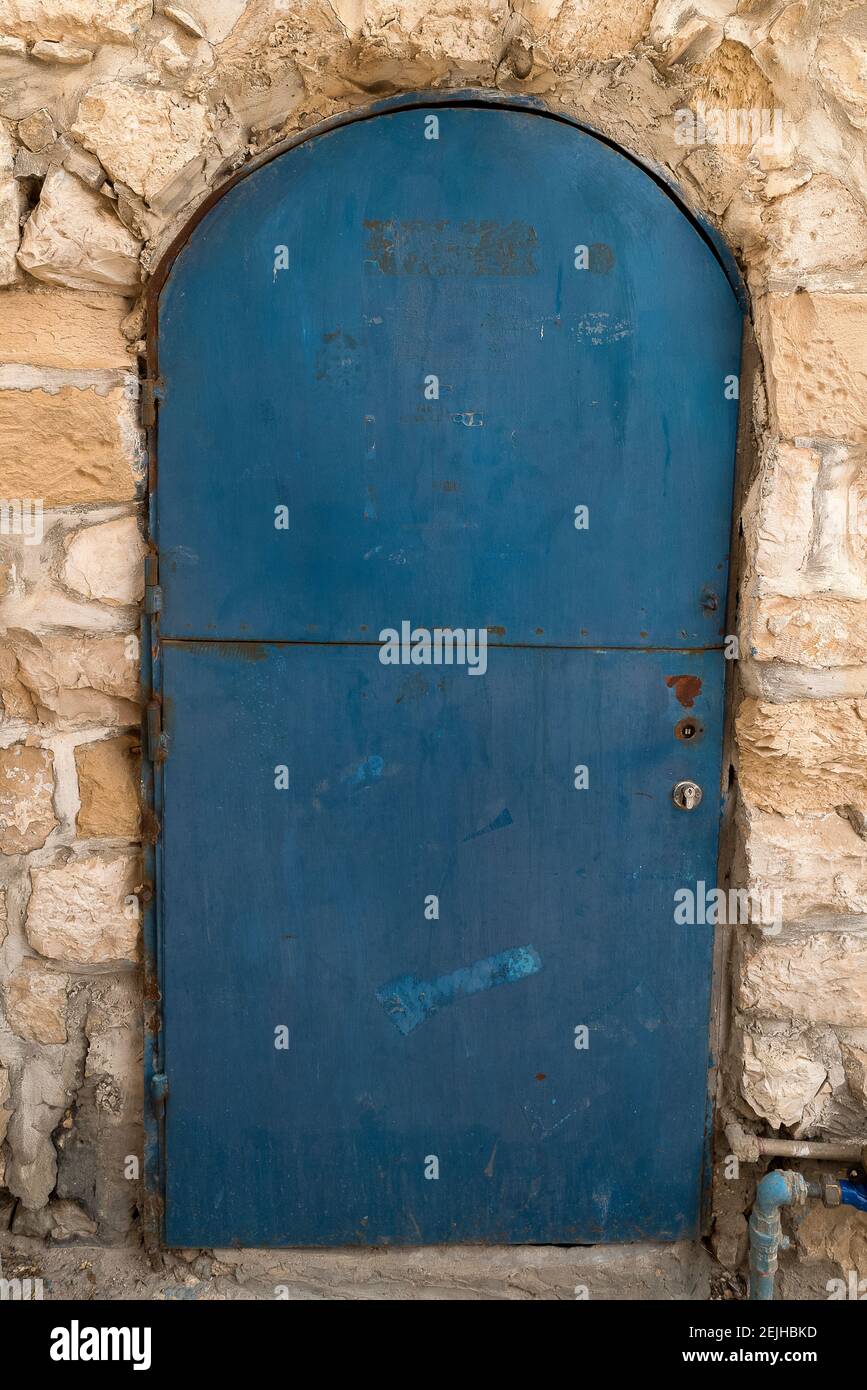 Vista della porta chiusa, Safed (Zfat), Galilea, Israele Foto Stock