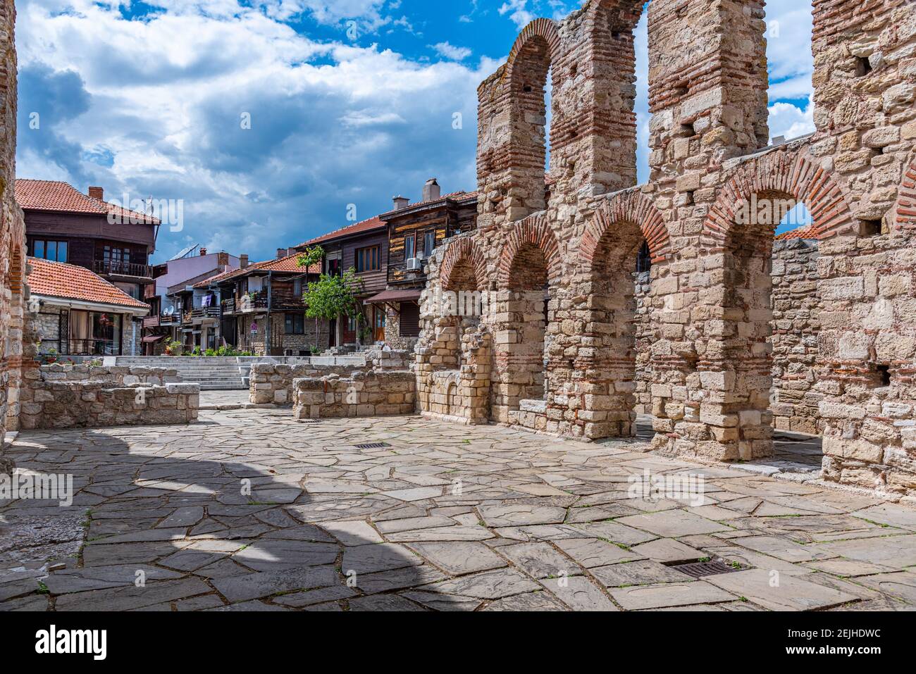 Rovine della chiesa di Santa Sofia a Nessebar, Bulgaria Foto Stock