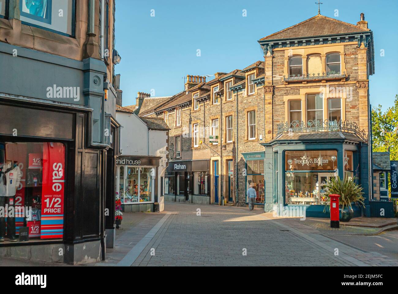 Paesaggio urbano nel centro di Keswick, Cumbria, Inghilterra, Regno Unito Foto Stock