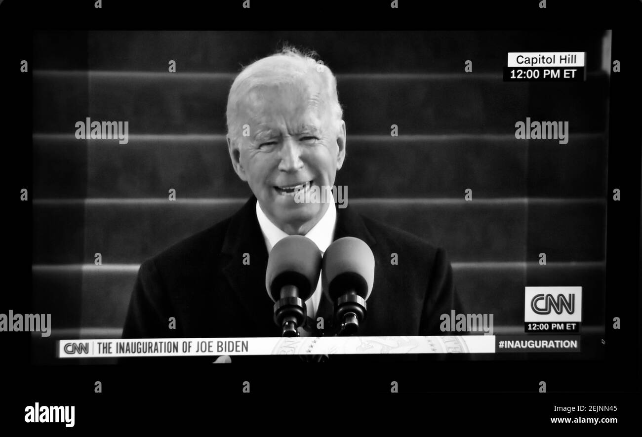 Uno screenshot della CNN del presidente degli Stati Uniti Joe Biden che parla alla sua inaugurazione il 20 gennaio 2021. Foto Stock