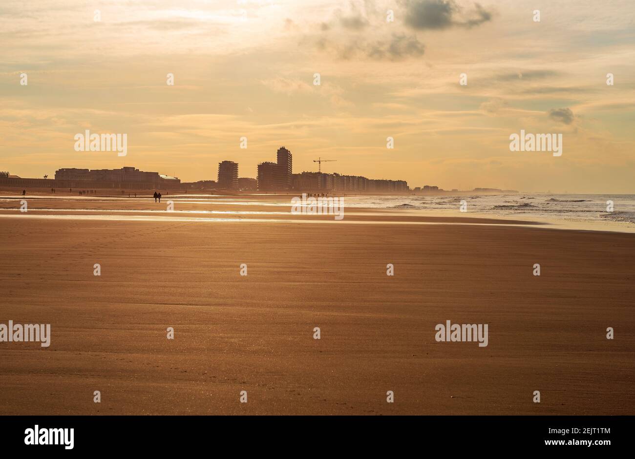 Ostenda (Ostenda) spiaggia al tramonto, Belgio. Foto Stock