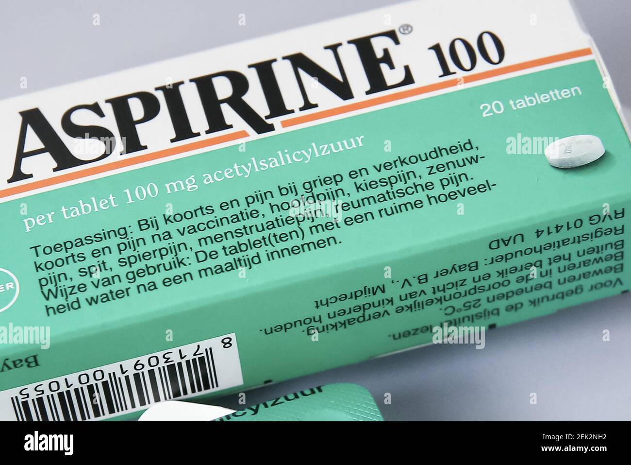 NIEUWEGEIN, 15-05-2020 , Dutchnews, aspirin compresse l'acido  acetilsalicilico è un farmaco che ha un effetto analgesico,  anticevera-riducente e anti-infiammatorio. Il farmaco era il più ampiamente  usato antidolorifici sotto il nome di marca