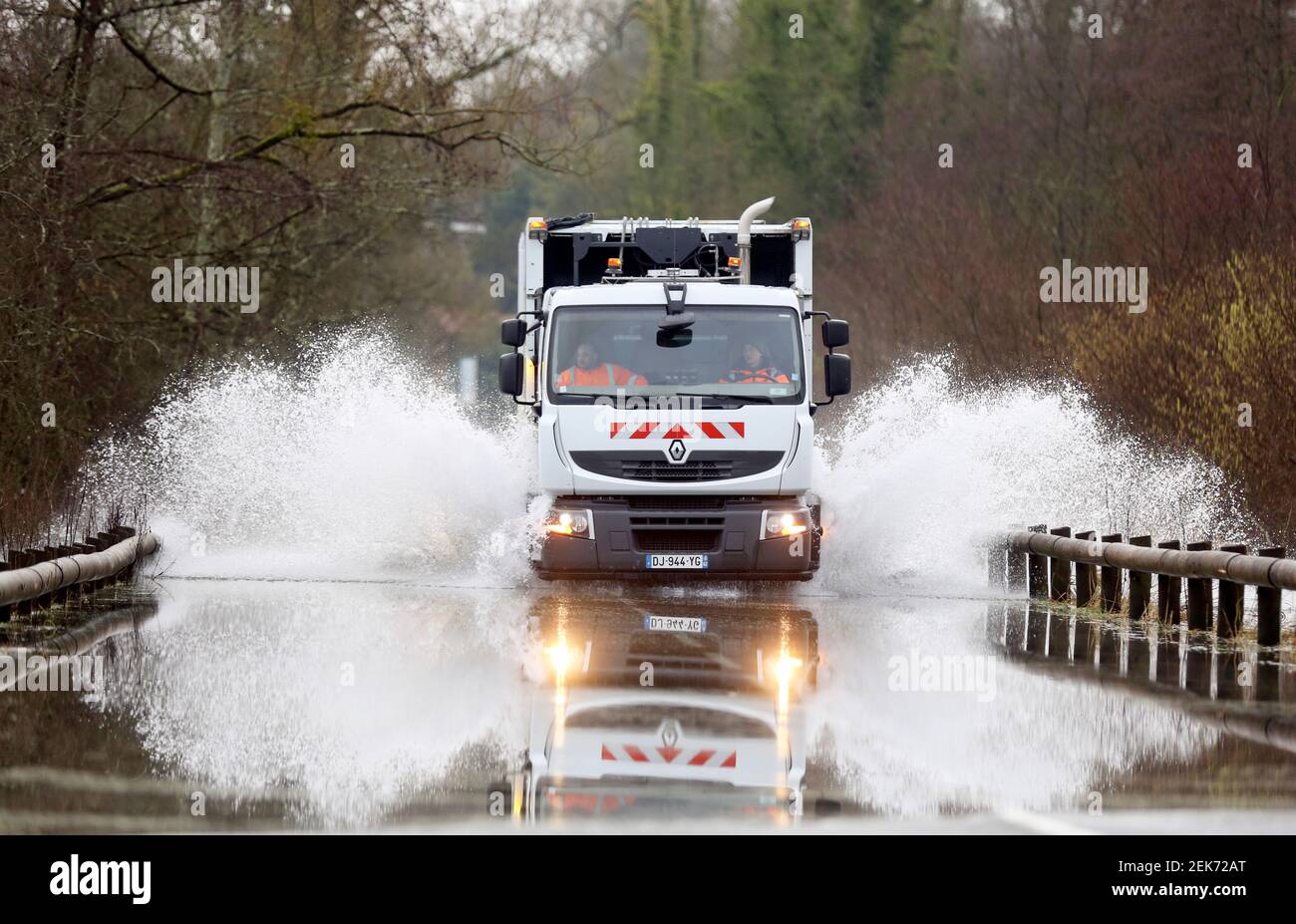Record inondazioni fiume Canche, Hauts de France vicino montreuil sur Mer. Foto Stock