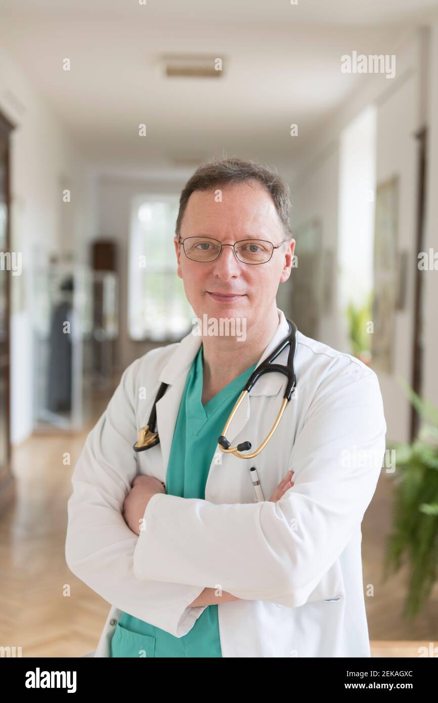 Ritratto di un medico di fiducia Foto Stock