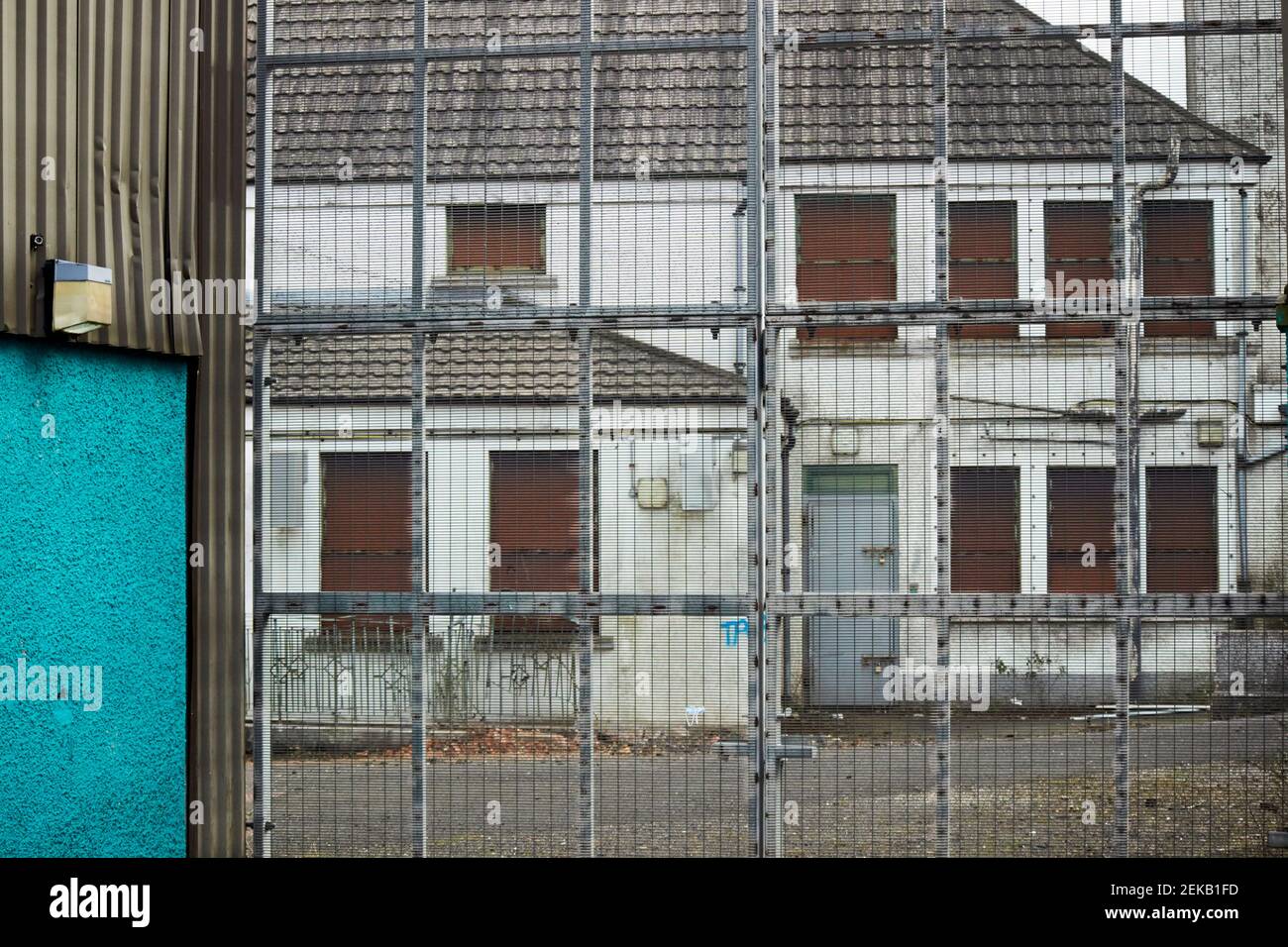 disusato bloccato ex stazione di polizia psni ruc glengormley originariamente previsto Per la riqualificazione, ma ora di fronte alla demolizione Newtownabbey Irlanda del Nord Foto Stock