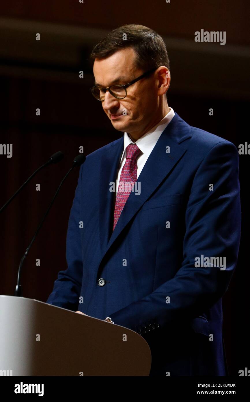 Il primo ministro polacco Mateusz Morawiecki ha visto durante la conferenza stampa. Vertice dei Capi di Governo del Gruppo di Visegrad (V4) in occasione del Th Foto Stock