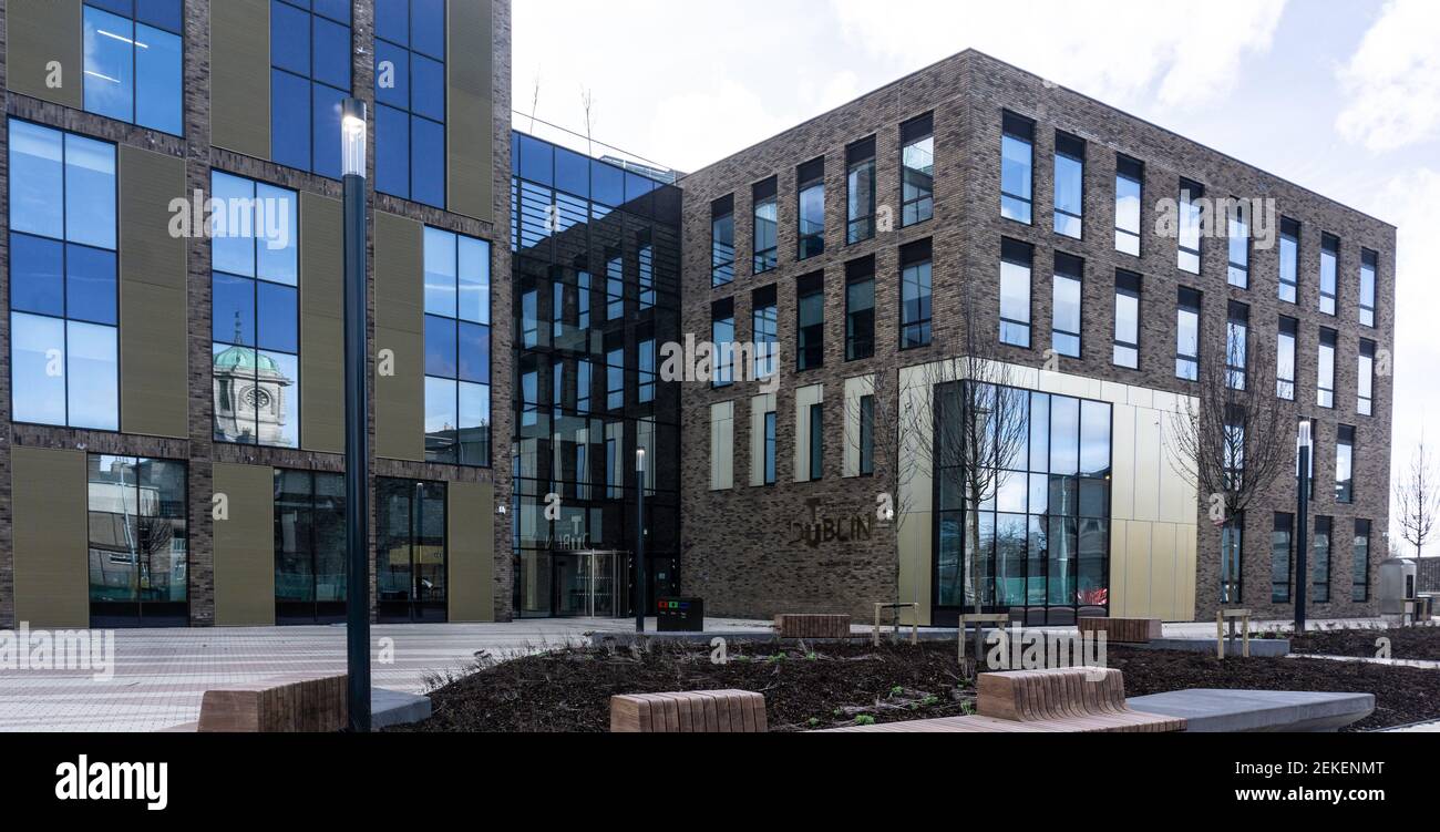 Università tecnologica di Dublino. Uno degli edifici moderni del campus dell'Università tecnologica di Dublino a Grangegorman, Dublino, Irlanda. Foto Stock