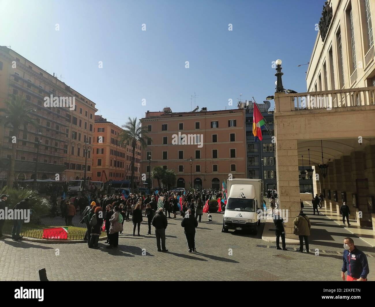 Roma, Italia - 23 febbraio 2021: Covid, protesta al Teatro dell'Opera Foto Stock