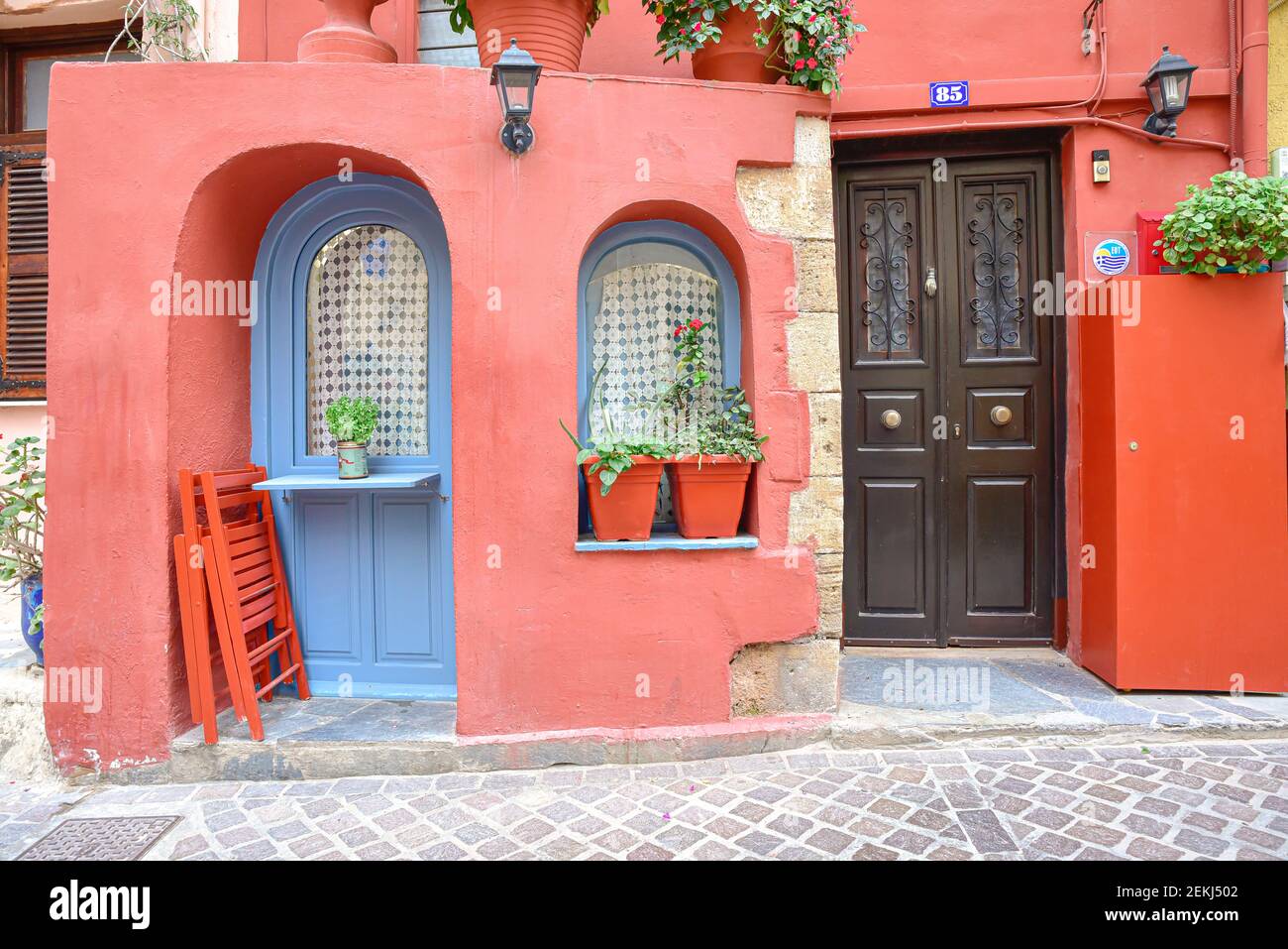 La Canea, Grecia - 14 Giugno 2018 : la Canea Old Town vista strada. La Canea è una popolare attrazione turistica in Grecia. Foto Stock