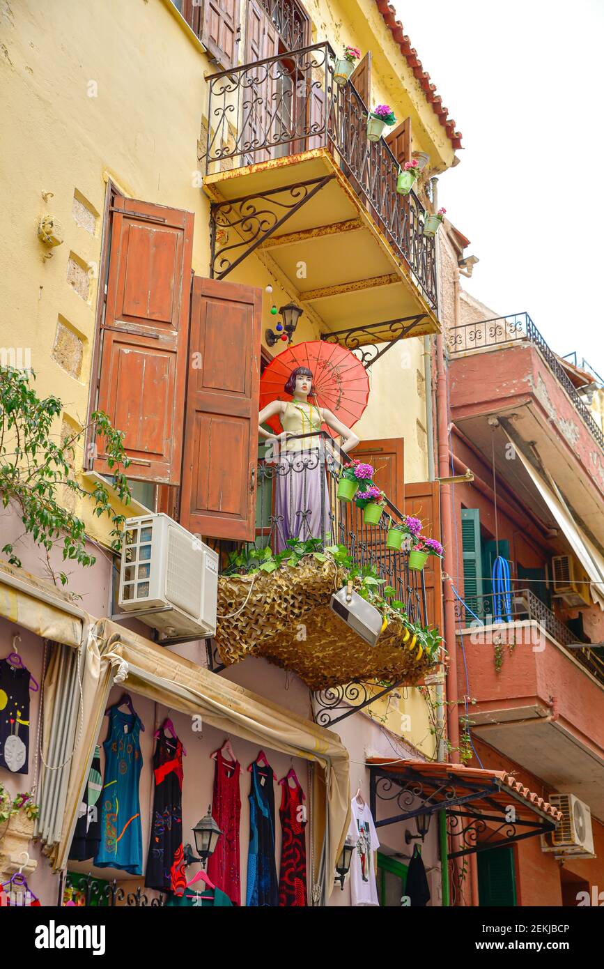 La Canea, Grecia - 14 Giugno 2018 : la Canea Old Town vista strada. La Canea è una popolare attrazione turistica in Grecia. Foto Stock