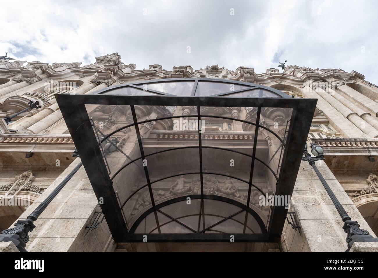 Architettura dell'edificio Teatro Nazionale Alicia Alonso, l'Avana, Cuba, 2017 Foto Stock