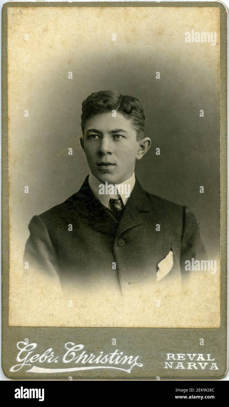 Ritratto d'epoca di giovane uomo, 1900-s. Foto Stock