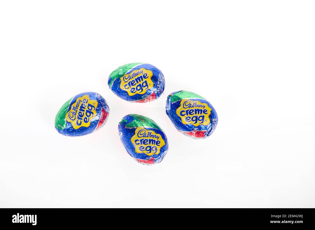 4 uova di Cadbury Creme una caramella popolare di Pasqua Foto Stock