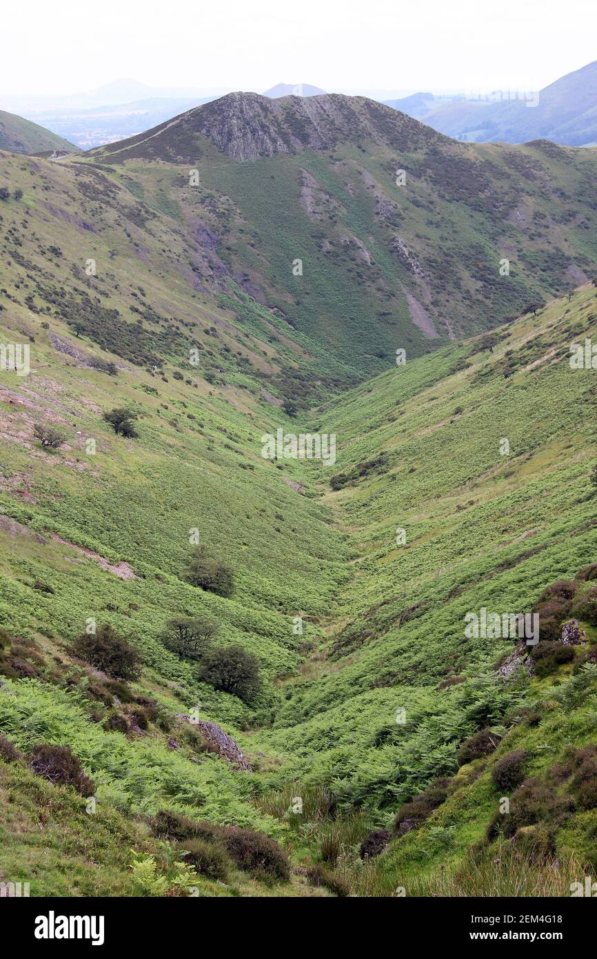 Vista sulla valle di Townbrook verso Burway Hill, Long Mynd Shropshire, Regno Unito Foto Stock