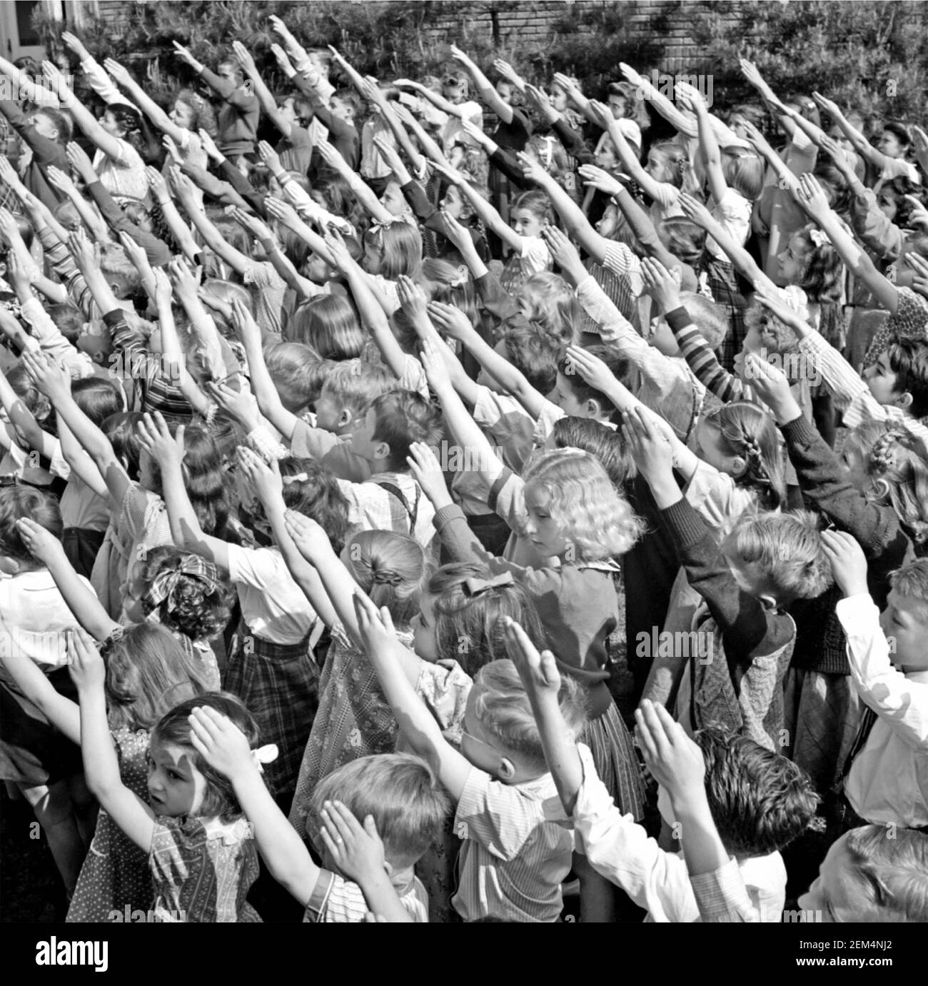 SALUTO BELLAMY da parte dei bambini delle scuole americane circa 1938. Foto Stock