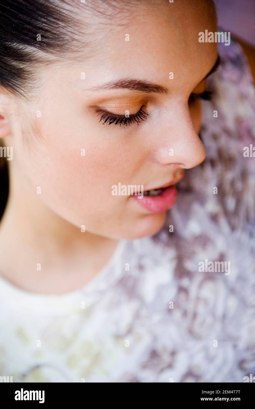 Close-up di una giovane donna Foto Stock