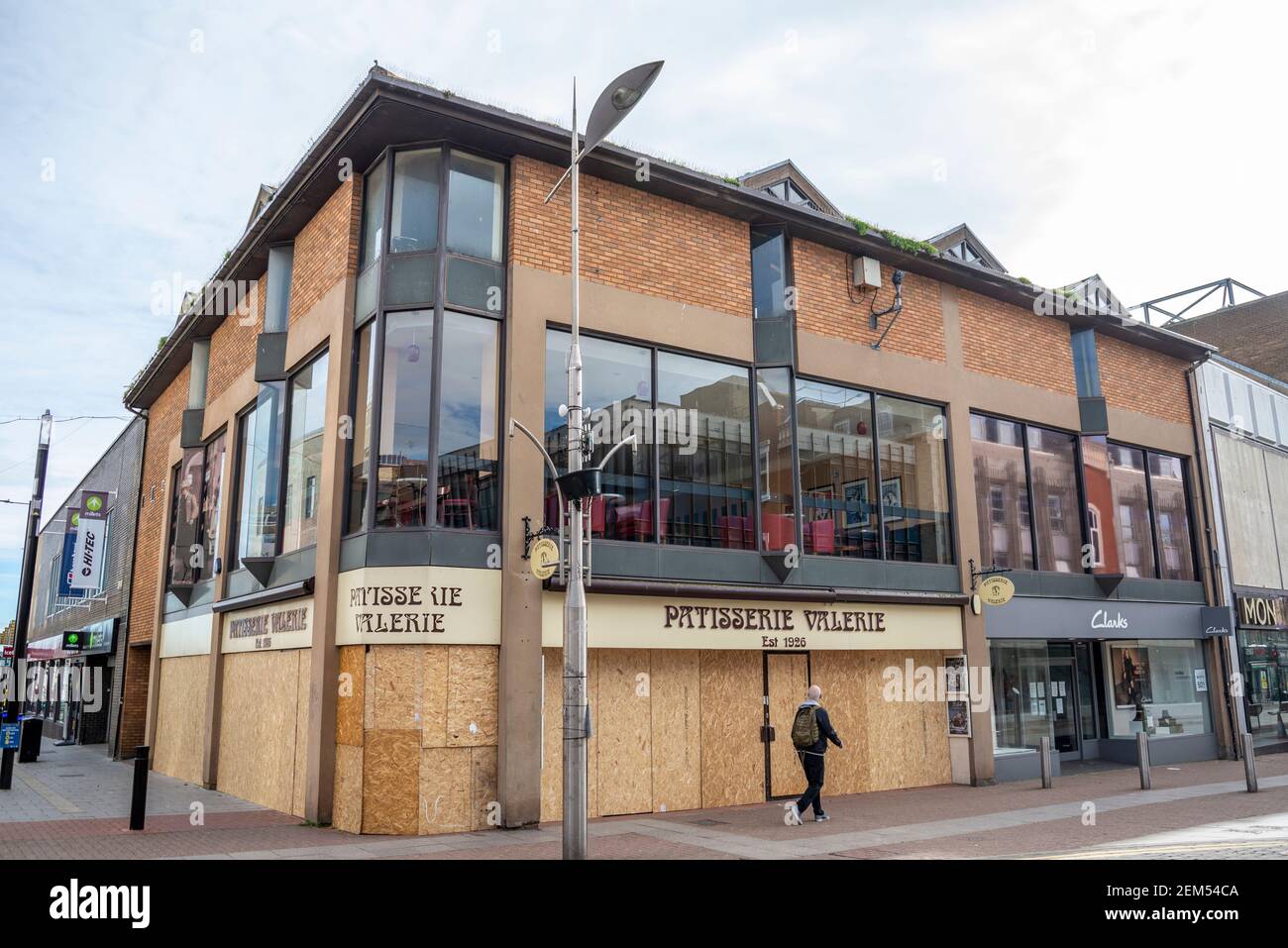 Chiuso e imbarcato su Patisserie Valerie caffè ristorante in High Street, Southend on Sea, Essex, Regno Unito. È andato in amministrazione. Settore alberghiero Foto Stock