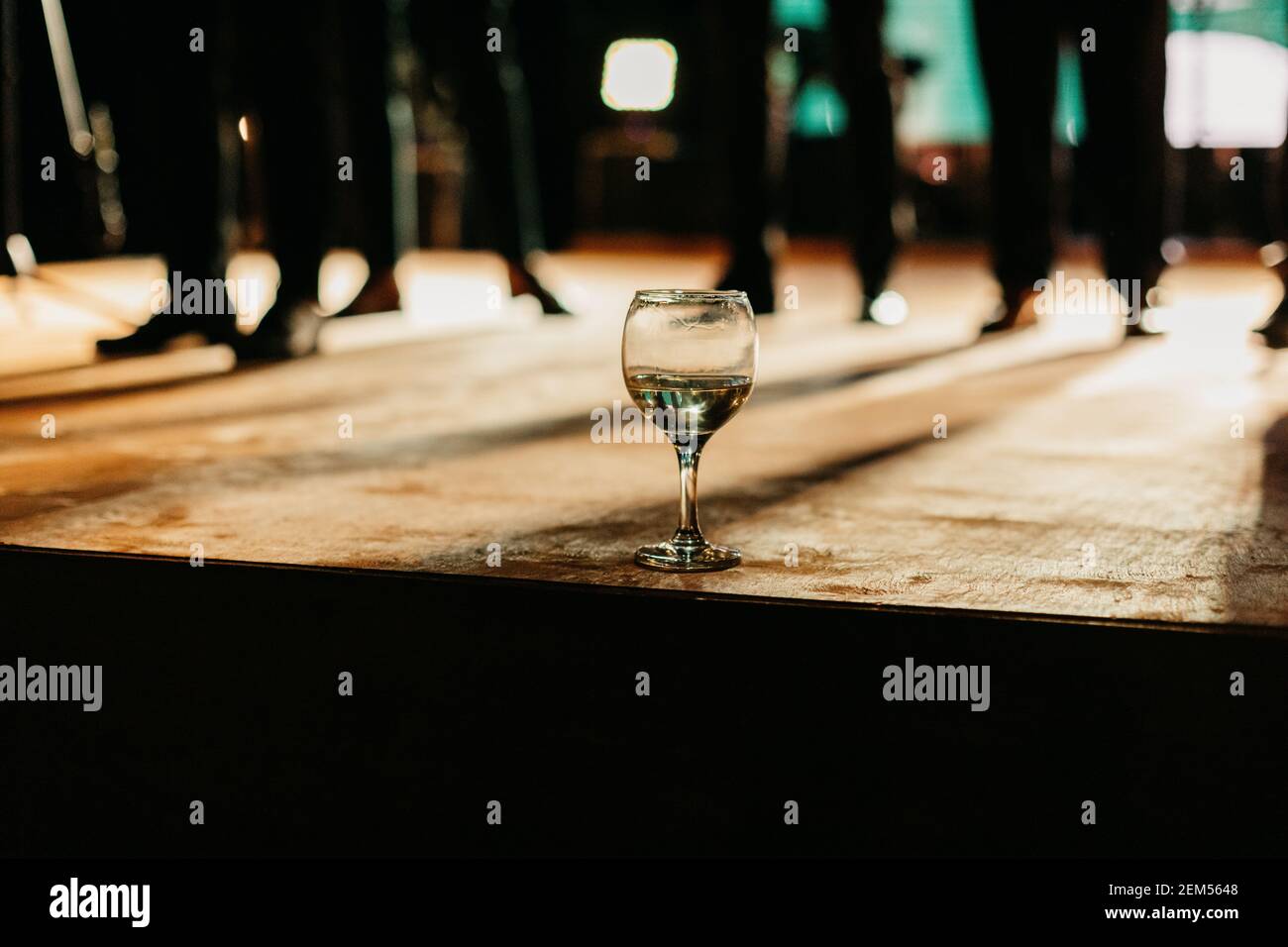 Festa, evento, festa e matrimonio, ospiti, uomini e governanti Foto Stock