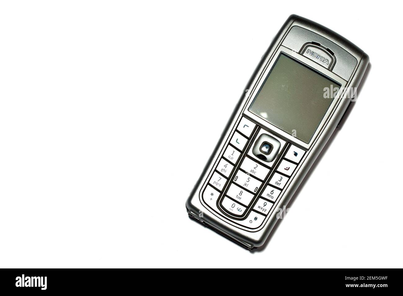 Nokia 6230i, un telefono cellulare a caramelle classico e più venduto dei primi anni 2000. Foto Stock