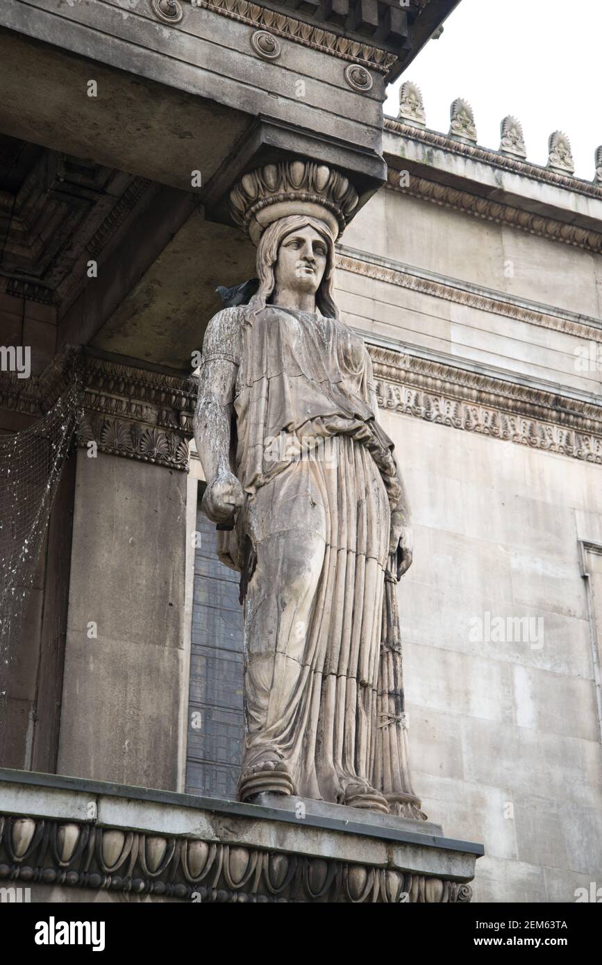 Cariatidi rinascita greca architettura Nuova Chiesa di San Pancras di John Charles Felix Rossi Foto Stock