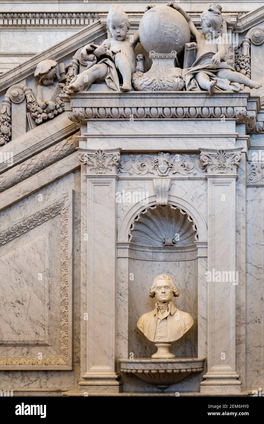 Busto di Thomas Jefferson, statua di Jean-Antoine Houdon all'interno della Biblioteca del Congresso, Washington DC, Distretto di Columbia, USA Foto Stock