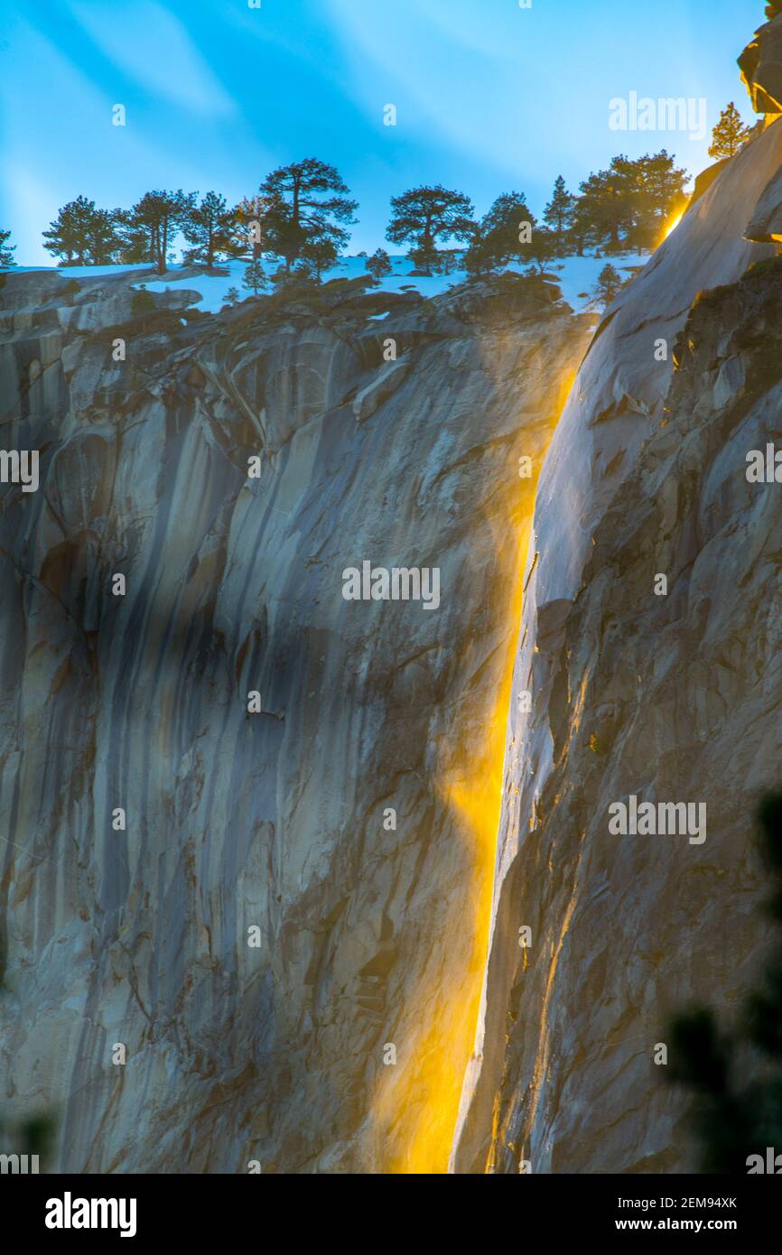 Horsetail Falls, alias Firefls, al Parco Nazionale di Yosemite, Stati Uniti Foto Stock
