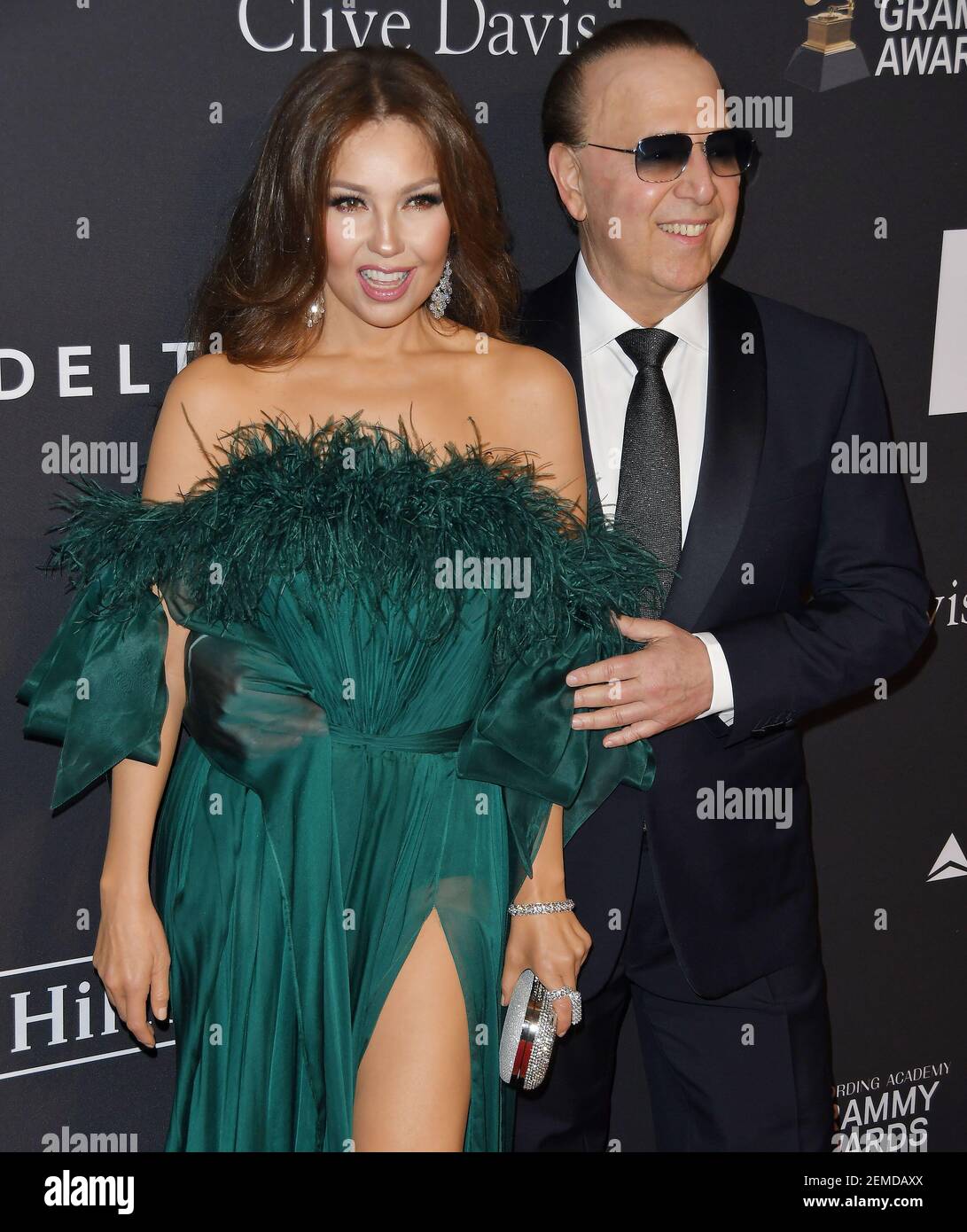 Thalia e Tommy Mottola arrivano alla Recording Academy e al Pre-GRAMMY Gala di Clive Davis del 2019 che si è tenuto al Beverly Hilton di Beverly Hills, California, sabato 9 febbraio 2019. (Foto di Sthanlee B. Mirador/Sipa USA) Foto Stock