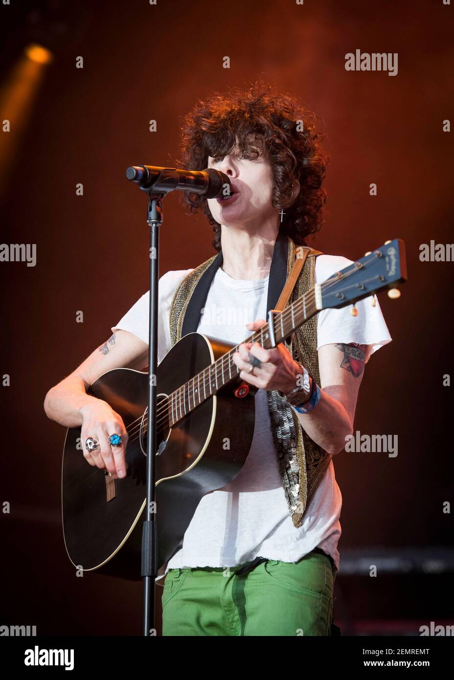 LP si esibisce dal vivo sul palco come parte della Summer Series 2018 alla Somerset House, Londra. Data immagine: Martedì 10 luglio 2018. Il credito fotografico dovrebbe essere: David Jensen Foto Stock