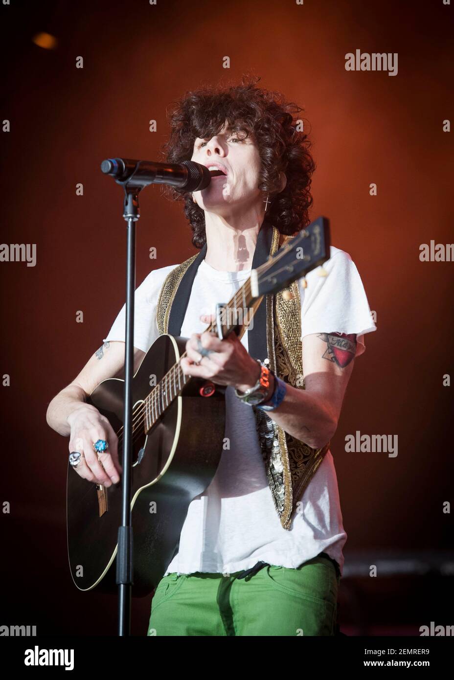 LP si esibisce dal vivo sul palco come parte della Summer Series 2018 alla Somerset House, Londra. Data immagine: Martedì 10 luglio 2018. Il credito fotografico dovrebbe essere: David Jensen Foto Stock