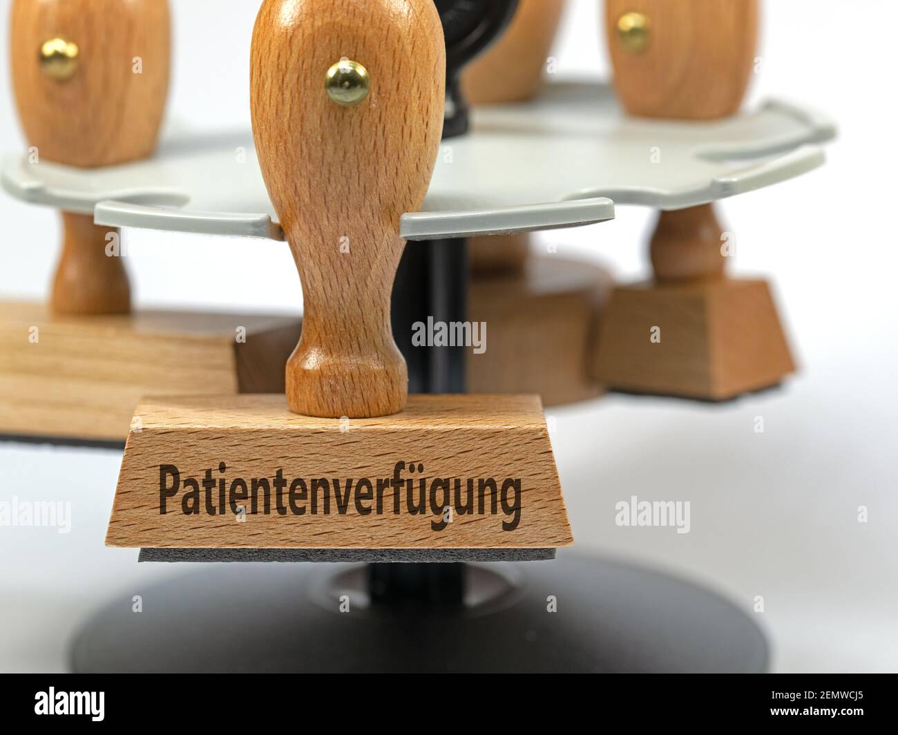 Timbro in legno con l'impronta 'Patientenverfügung', traduzione 'Decreto del paziente' Foto Stock