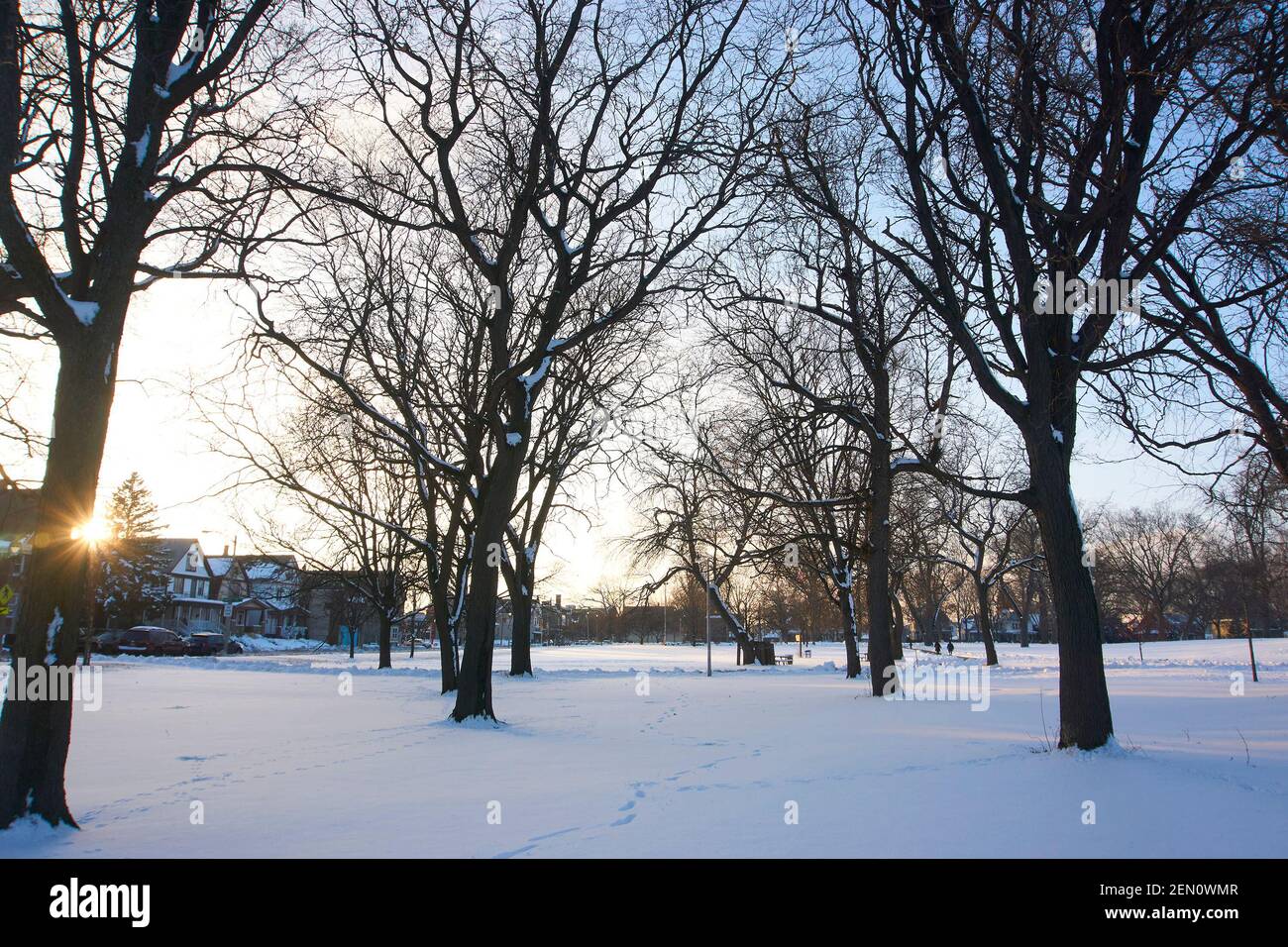 Kosciuszko Park al tramonto in inverno, Milwaukee Wisconsin. Foto Stock