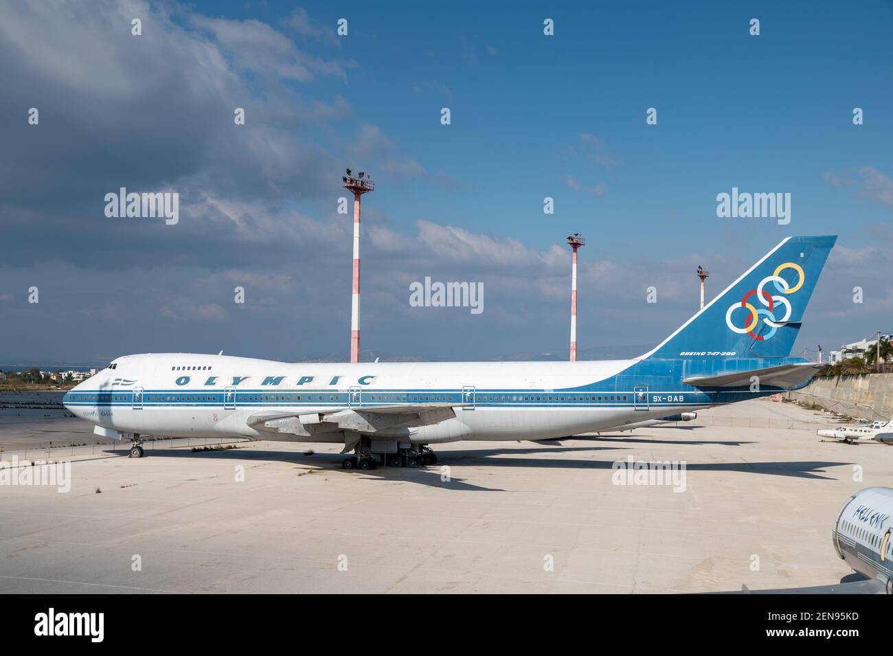 Boeing 747 di ex compagnie aeree olimpiche alla vecchia Atene aeroporto Foto Stock