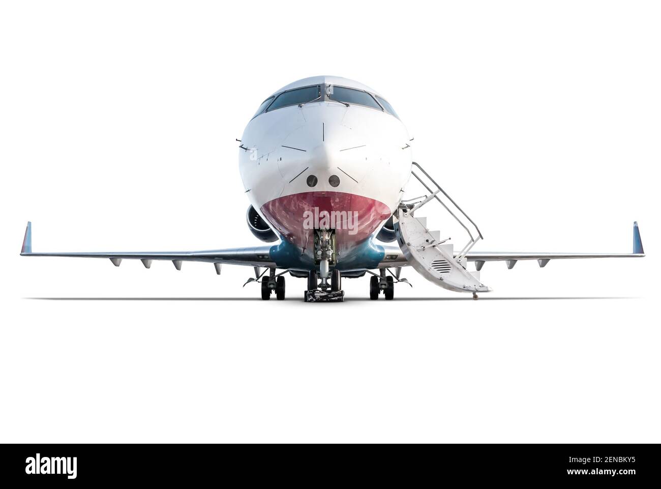 Vista frontale del moderno business jet con open porta gangway isolata su sfondo bianco Foto Stock