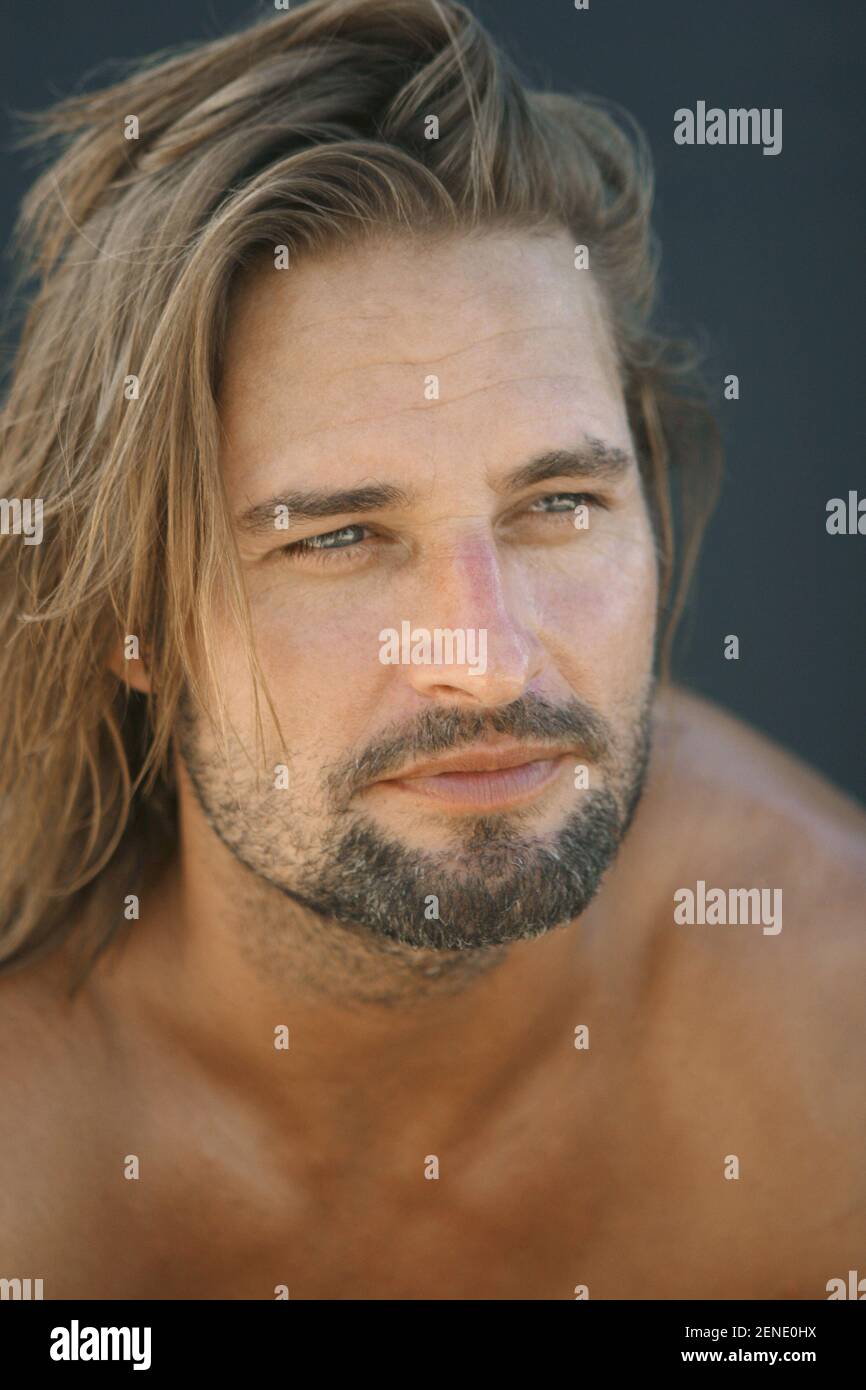 Lost Serie TV 2004 - 2010 USA 2009 Stagione 05, episodio 01 : perché hai lasciato regista : Stephen Williams Josh Holloway Foto Stock