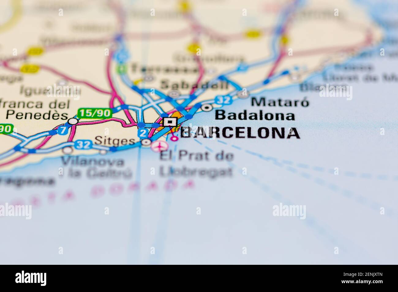 Barcellona è visualizzata su una mappa stradale o su una mappa geografica Foto Stock