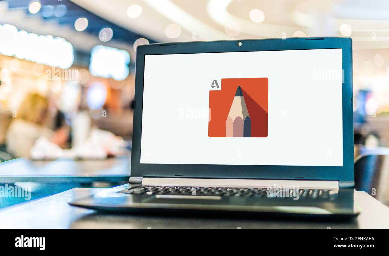 POZNAN, POL - 6 GENNAIO 2021: Computer portatile con logo di SketchBook, un'applicazione software di grafica raster destinata al disegno espressivo e c Foto Stock