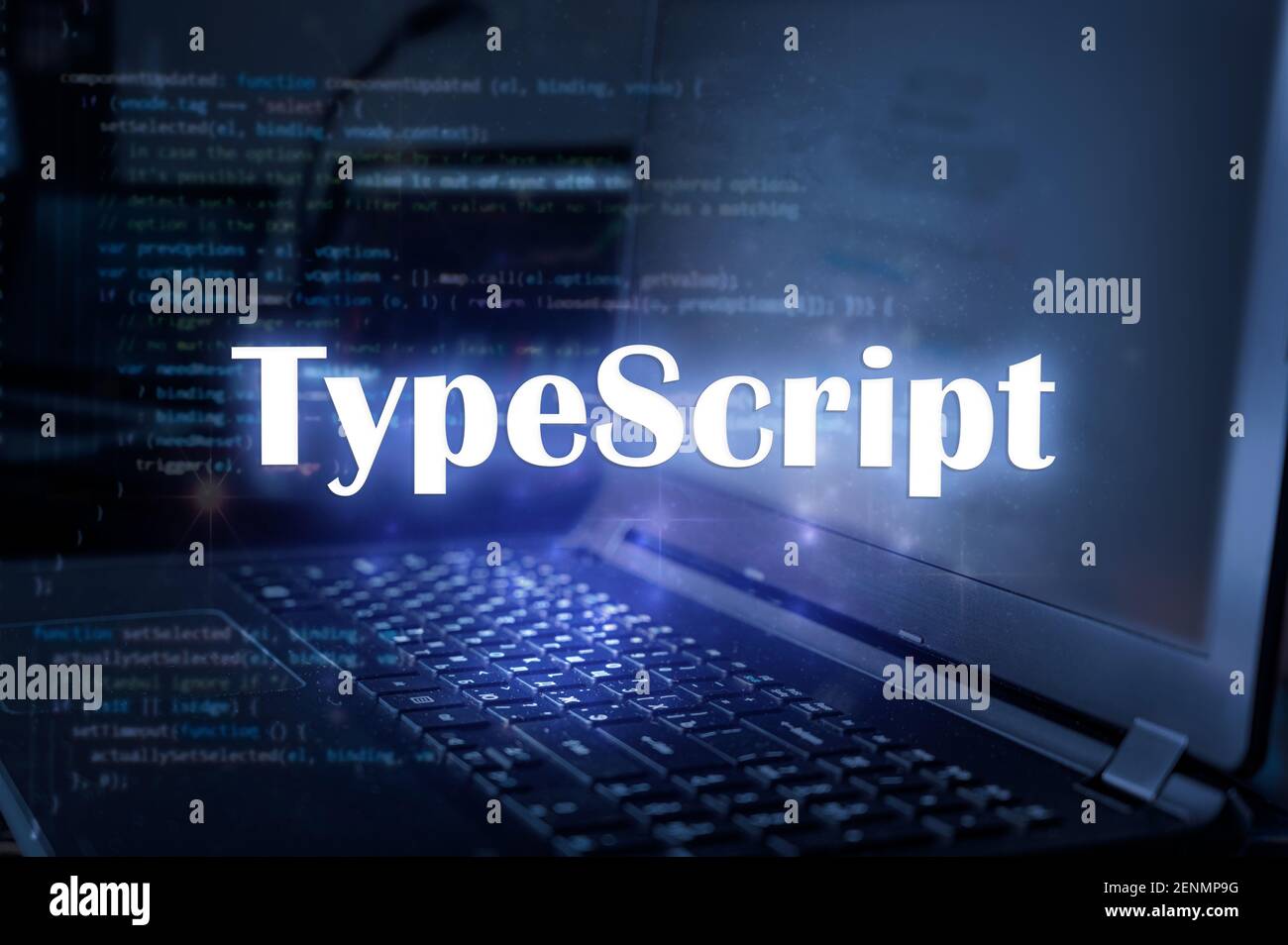 Iscrizione tipografica su laptop e sfondo del codice. Imparare linguaggio di programmazione, corsi di informatica, formazione. Foto Stock