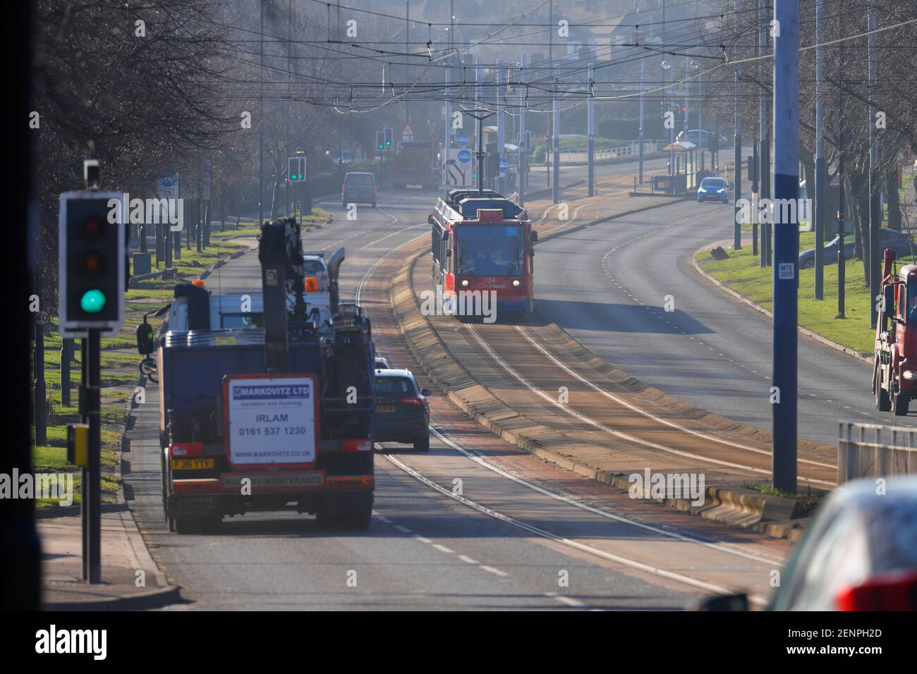 Super tram che opera a Sheffield, South Yorkshire, Regno Unito Foto Stock