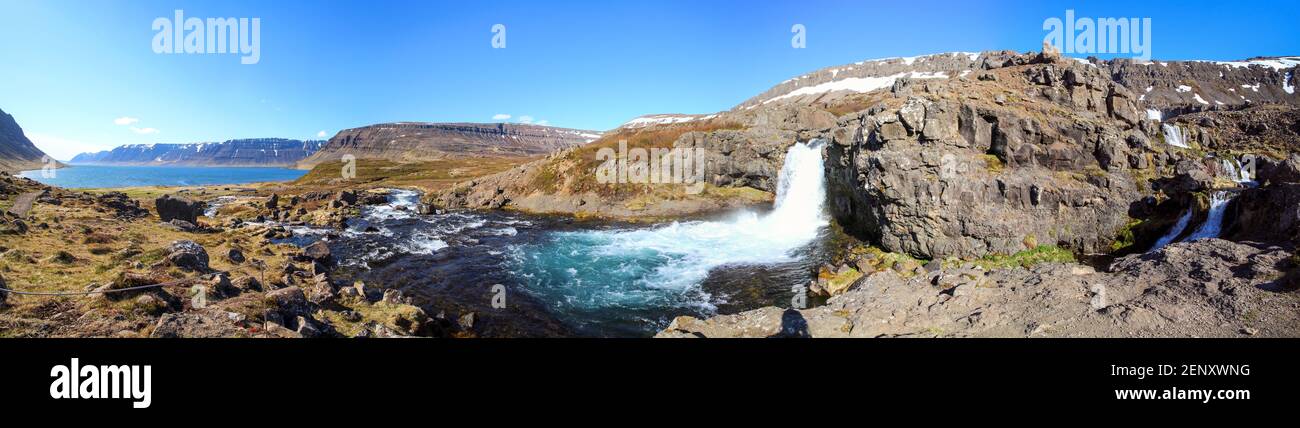 Panorama della cascata Dynjandi nel Westfjords, Islanda Foto Stock