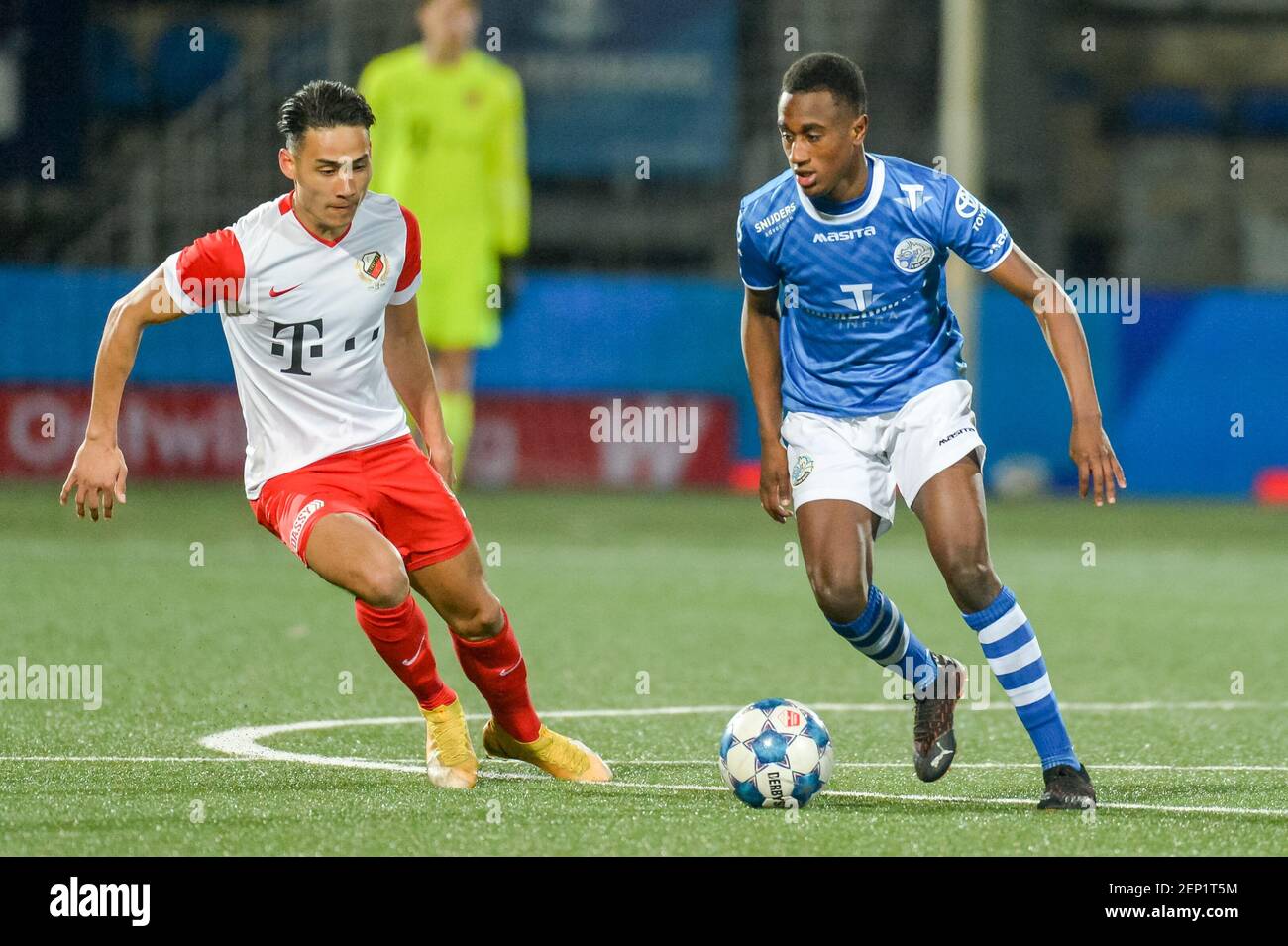 DEN BOSCH, PAESI BASSI - FEBBRAIO 26: Durante la partita olandese Keukenkampioendivisie tra Passi pure Eagles e PSV U23 allo stadio De Vliert di febbraio Foto Stock