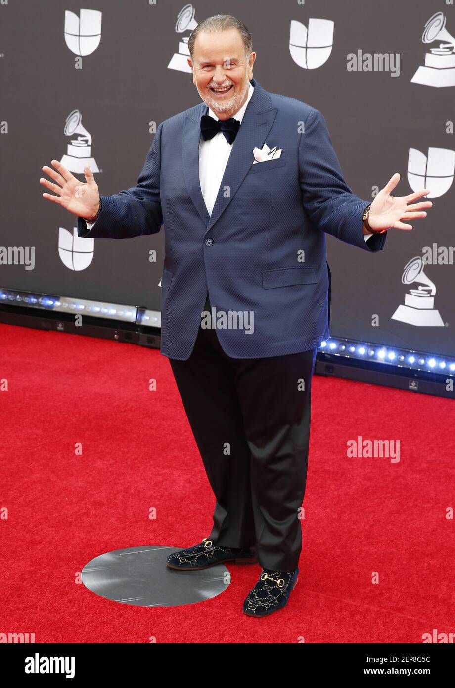 L'ospite del programma televisivo Raúl De Molina arriva al 20° Red Carpet dei Latin GRAMMY Awards al MGM Grand Garden giovedì 14 novembre 2019 a Las Vegas, Nevada. (Foto di Richard Brian/Sipa USA) Foto Stock