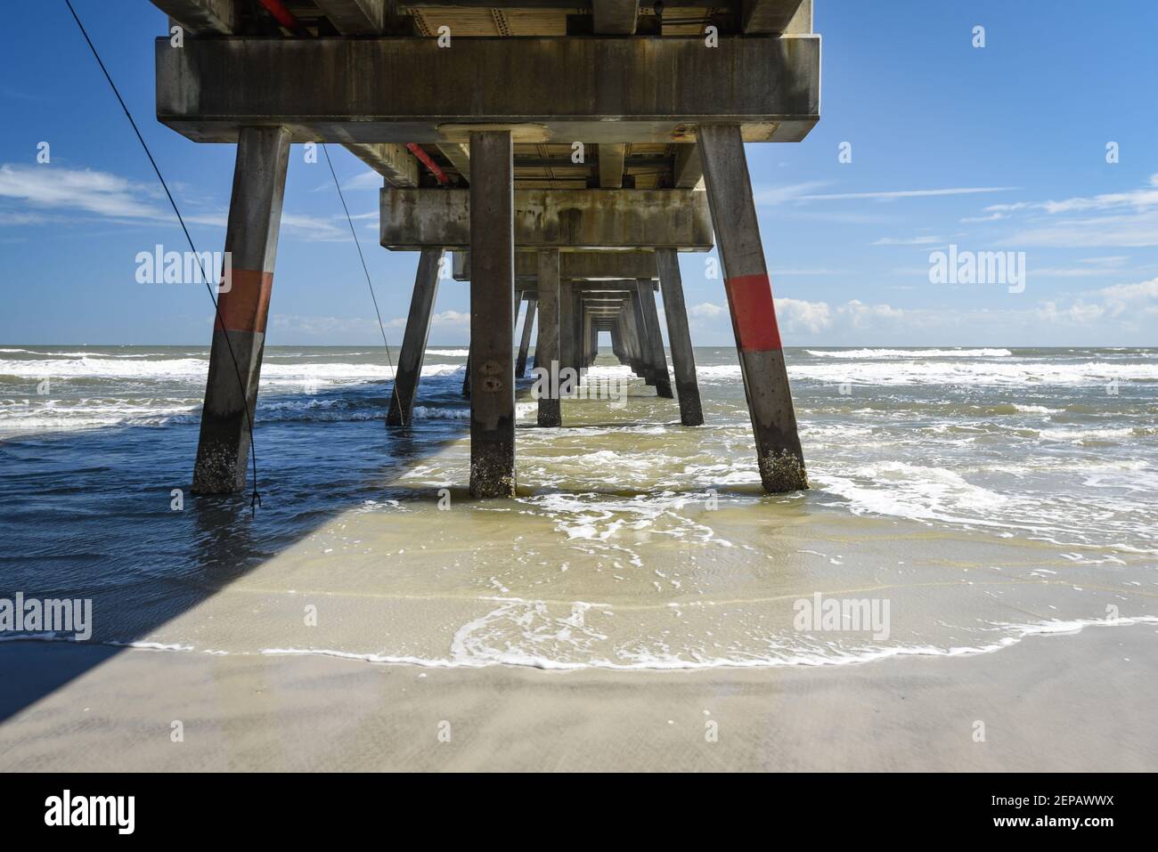 Molo di Jacksonville Beach in costruzione Foto Stock